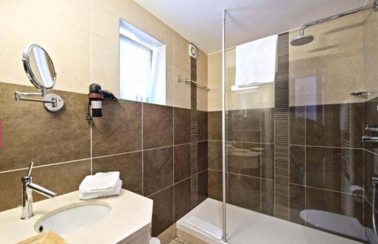 Hotel Saint-Amour Durbuy Esterno foto